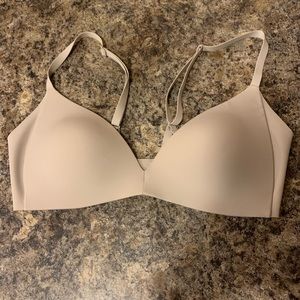 NWOT Lululemon nude bra